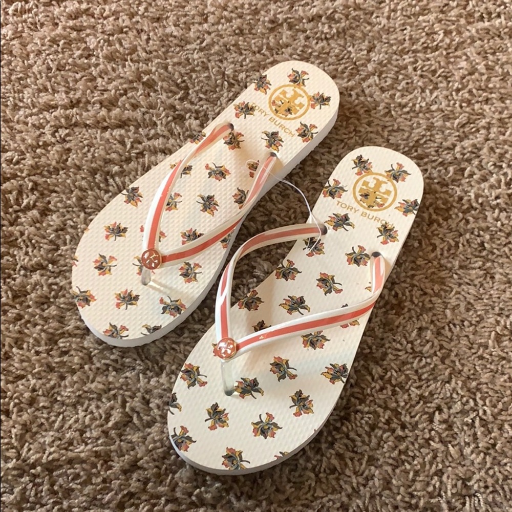 tory burch flip flops